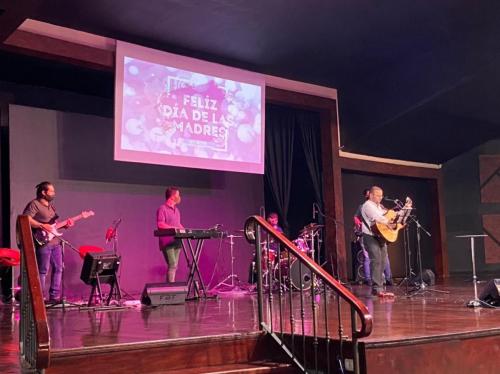 e7b27255-c8a3-4028-ab4f-57e31daeb13a